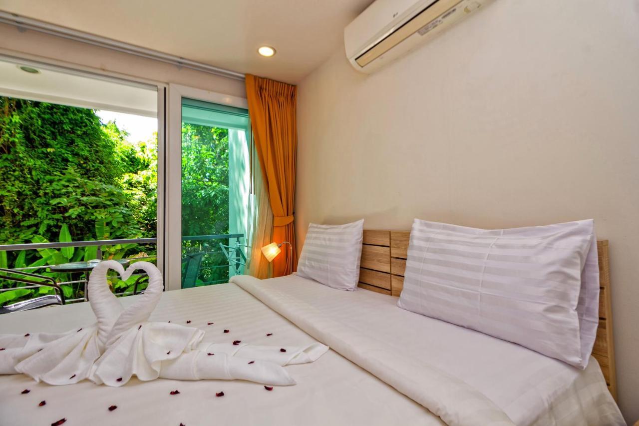 Karon Butterfly Condominuim Ban Karon ภายนอก รูปภาพ