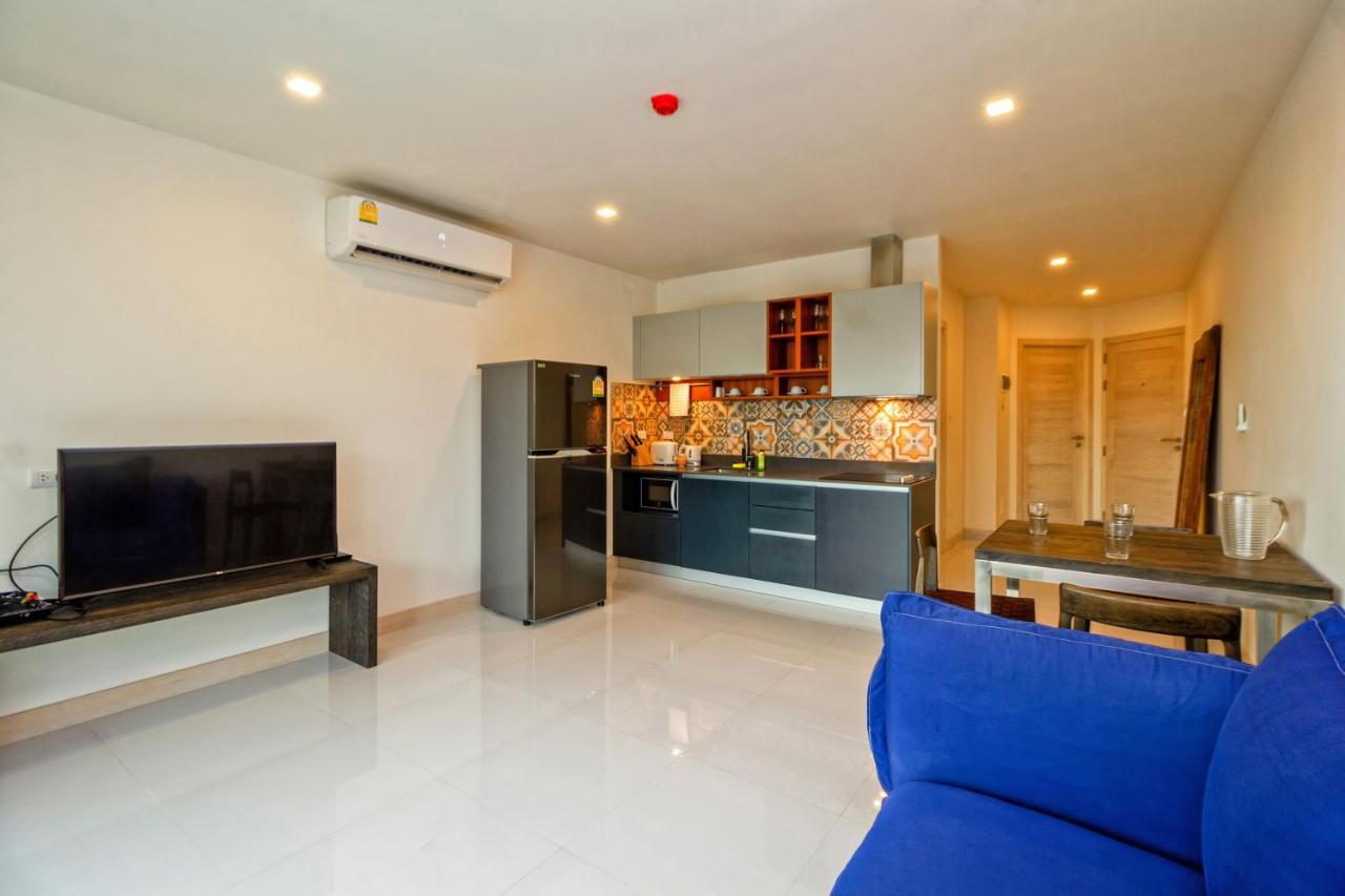 Karon Butterfly Condominuim Ban Karon ภายนอก รูปภาพ