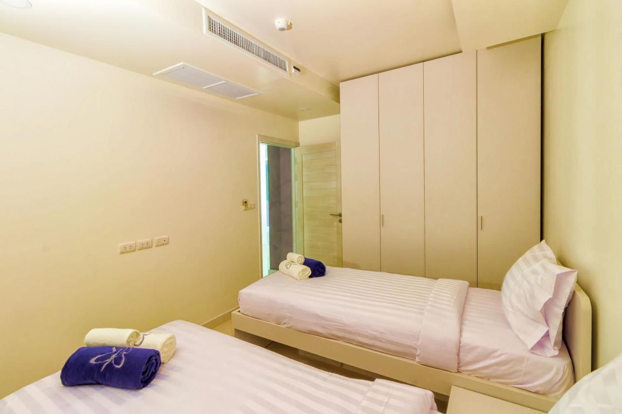 Karon Butterfly Condominuim Ban Karon ภายนอก รูปภาพ